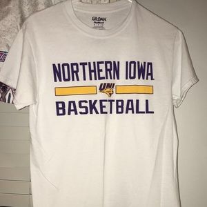 UNI basketball T-shirt